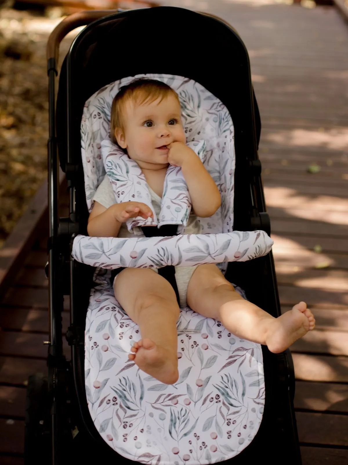 Bambella Designs Universal Pram Liner | Botanical