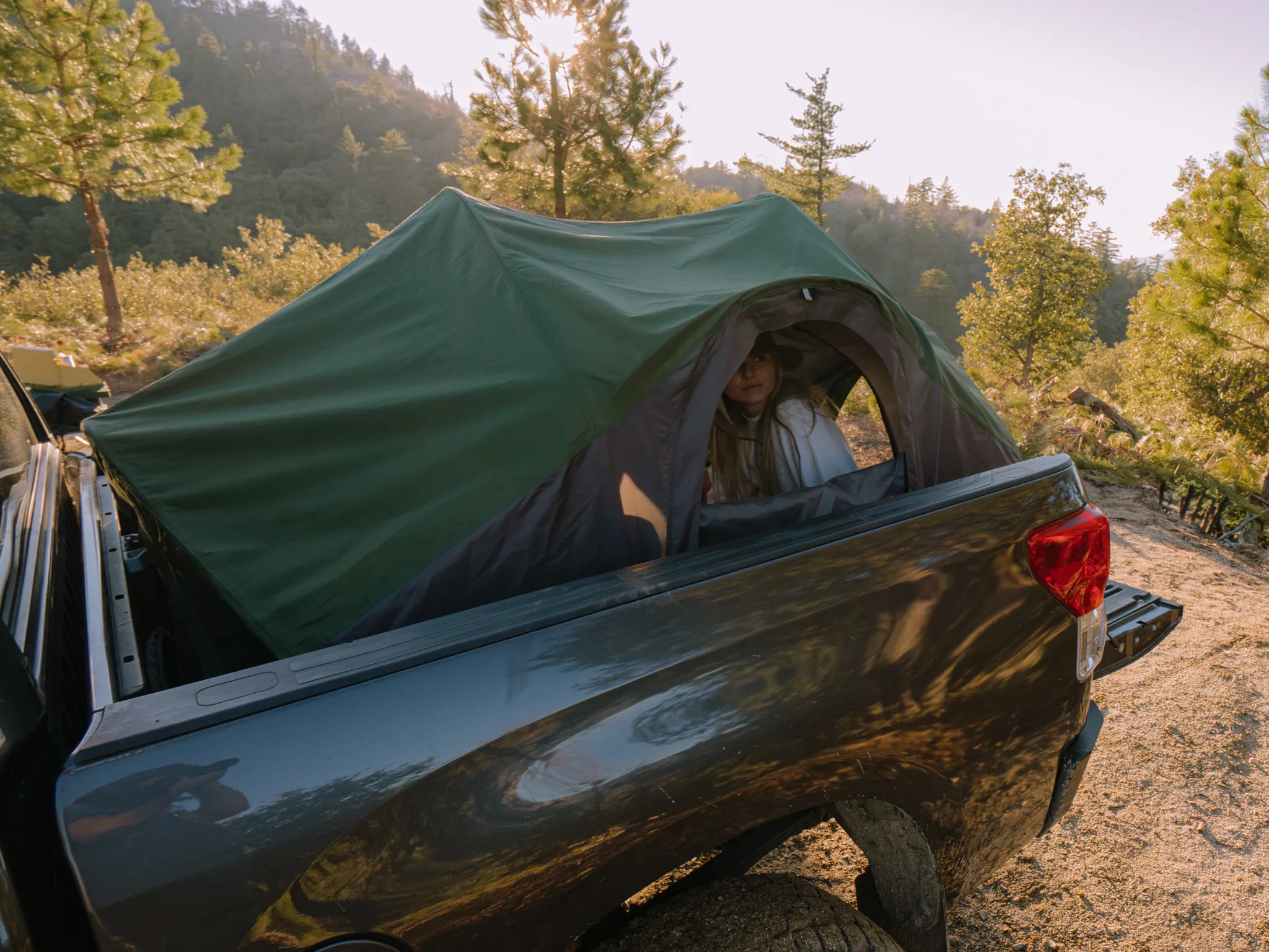 REV PICK-UP TRUCK TENT