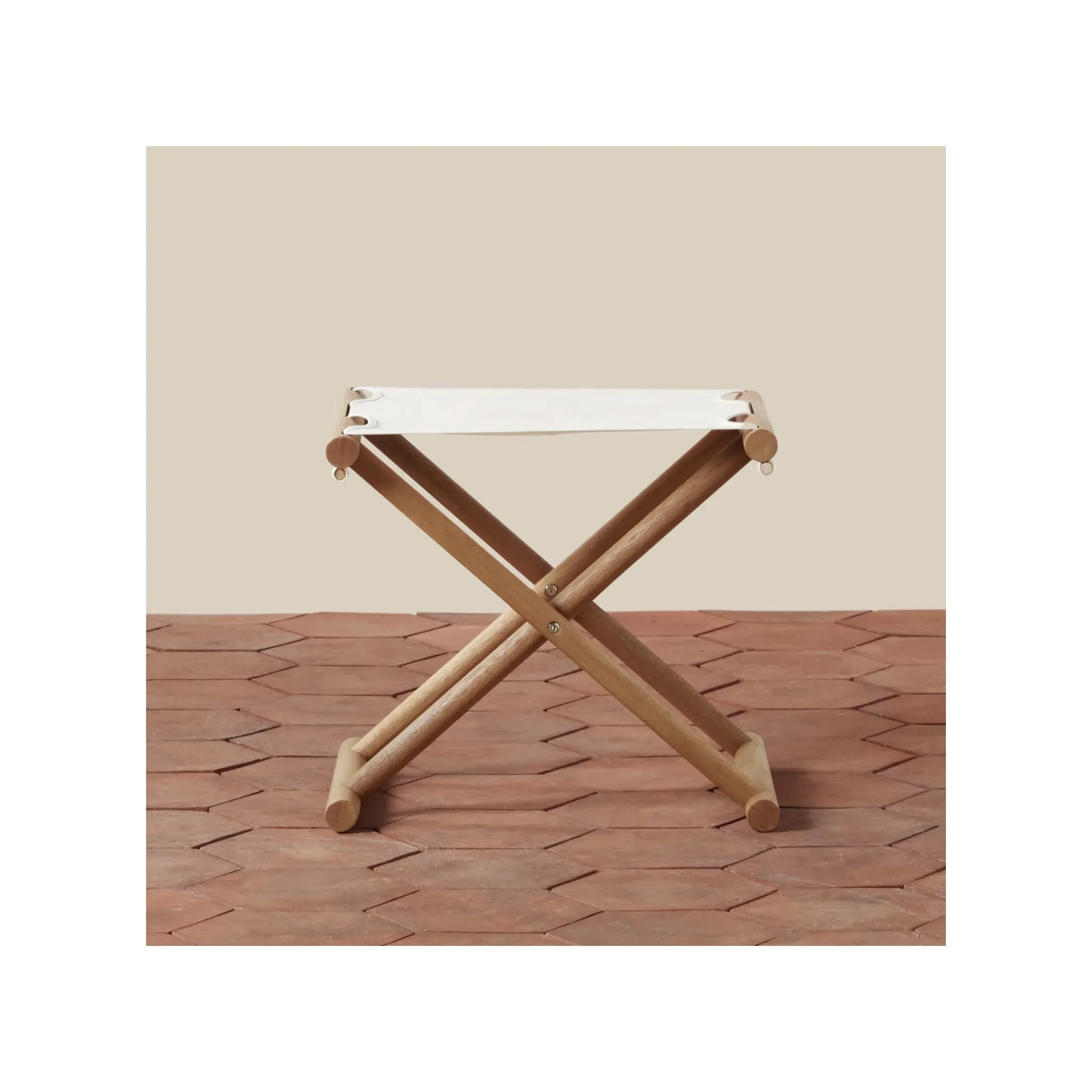 Santiago Stool